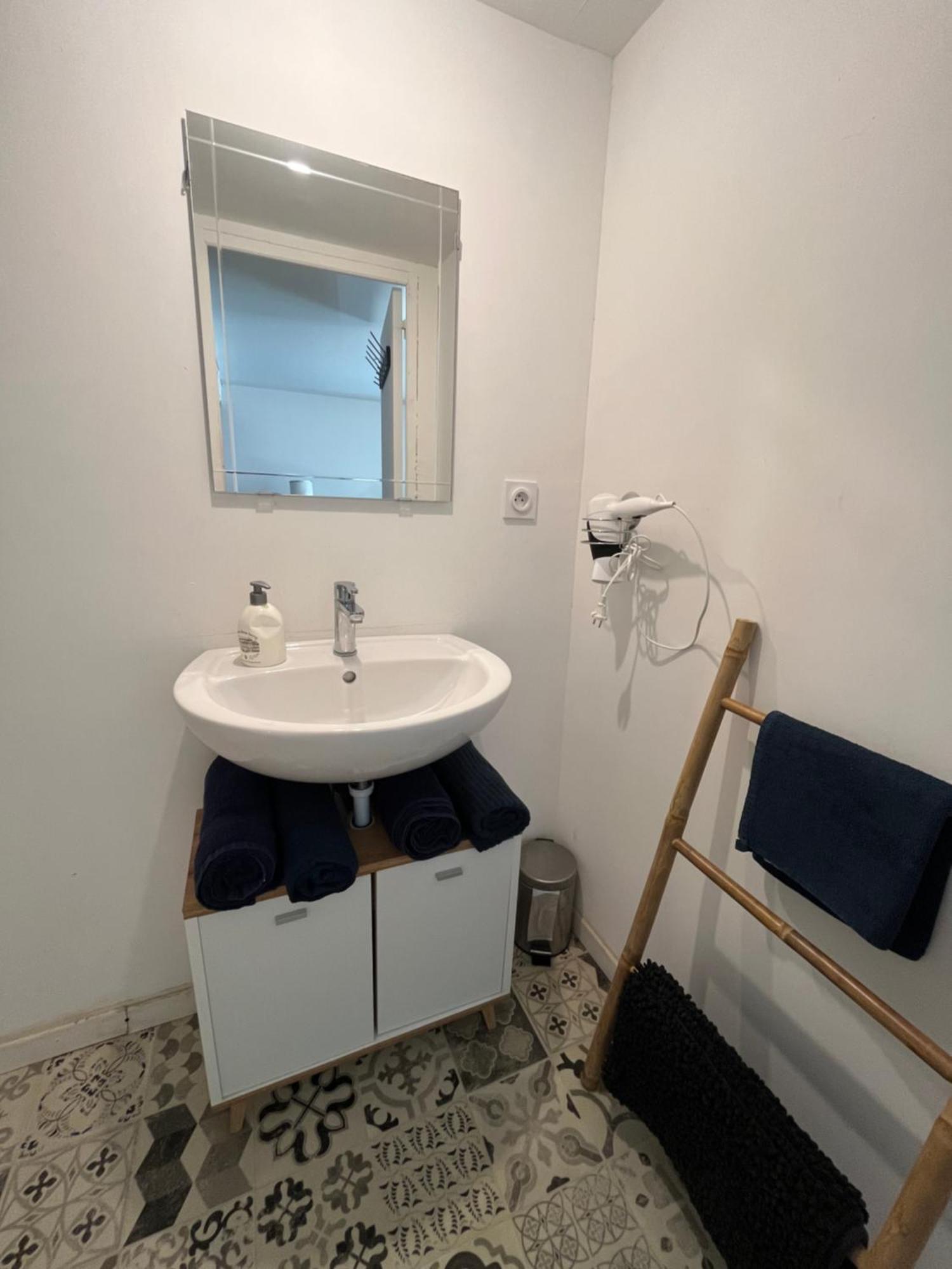 Loft Cosy - Centre Historique Climatise Apartment Revel  Bagian luar foto